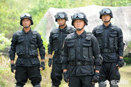 火蓝刀锋赫子铭:大家觉得《火蓝刀锋》这部电视剧怎么样？