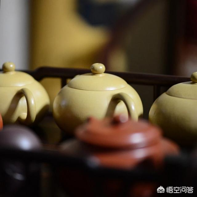 和田玉可以用茶水养吗,紫砂壶看着干涩的，是泥料不好吗？