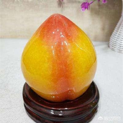 河里透明的石头和玉石的区别,您认为天然奇石和玉石之间都有那些区别？