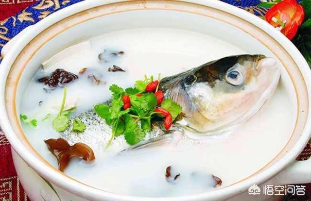 孕妇喝的鱼汤怎么煮，炖鱼头汤产妇吃的做法是什么