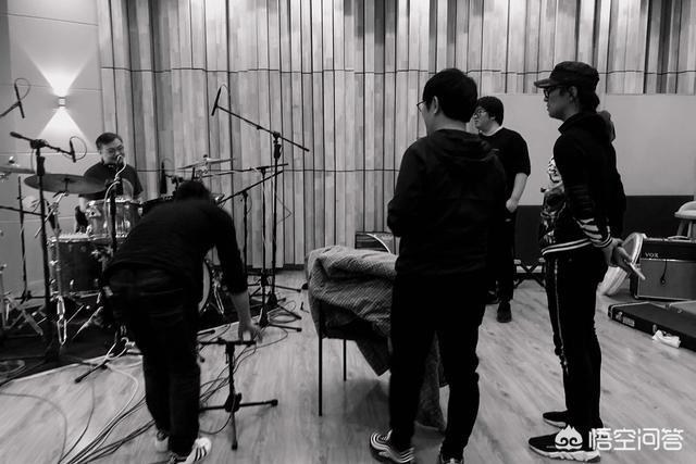 贾秀琰:贾轶男为什么没有参加汪峰鸟巢演唱会？