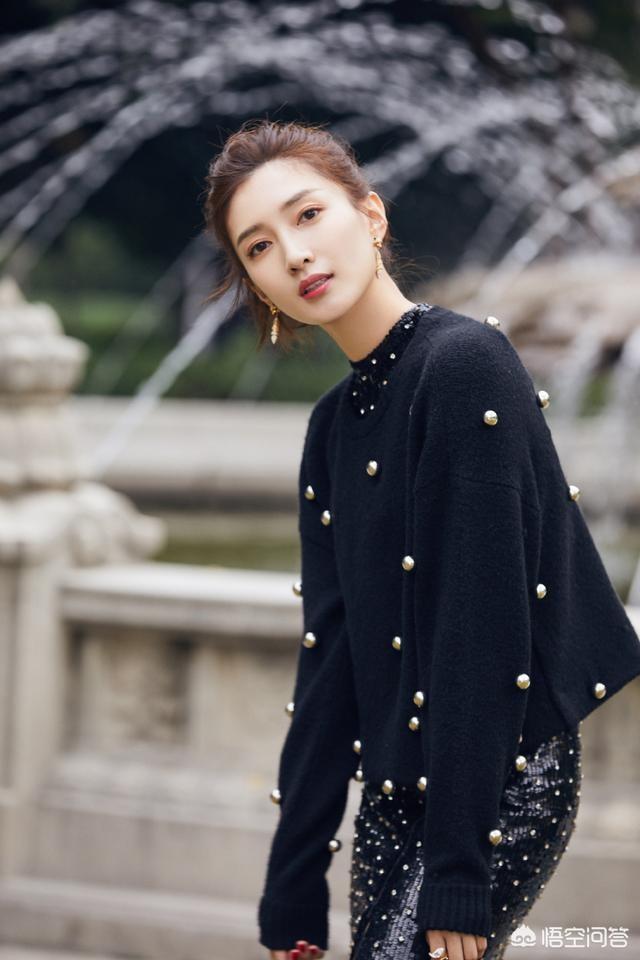 喜欢一个女孩怎么发<a href=https://maguai.com/list/256-0-0.html target=_blank class=infotextkey>朋友圈</a>:爱上一个女孩子怎么去跟她表白？(暗恋女孩子不敢表白)