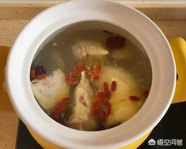 榴莲壳炖鸡味道怎么样，煲榴莲鸡汤，鸡肉放少了会不好吗