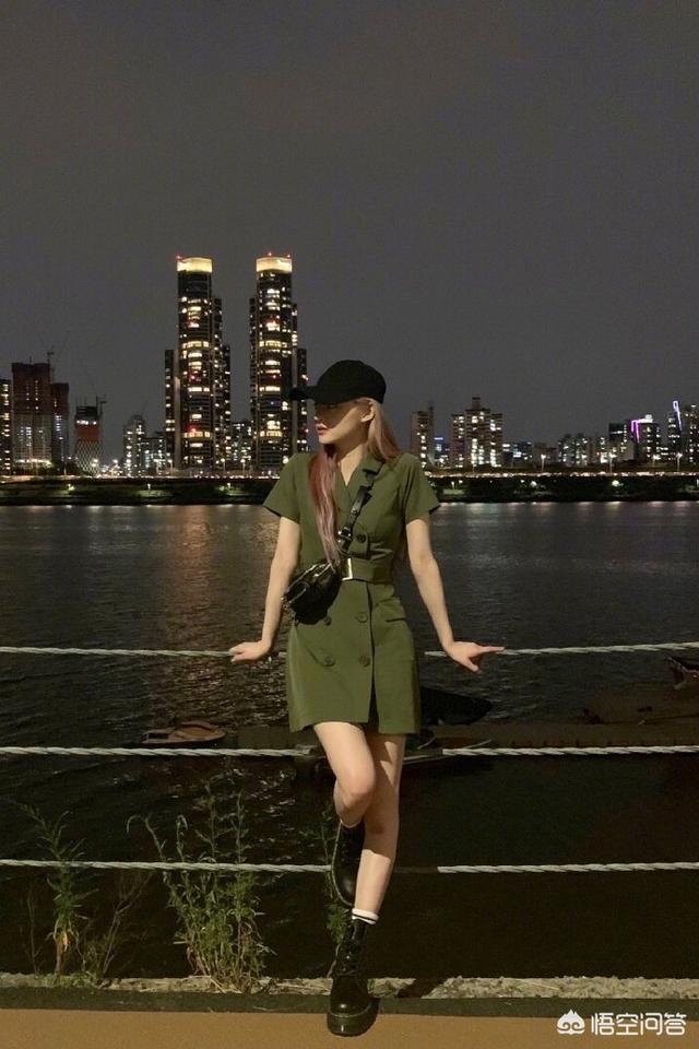 4minute成员:夏天穿什么颜色的衣服会更凉快