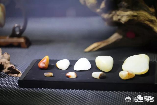 几百块钱的翡翠是真的吗,几百块钱的玉手串会是真的吗？