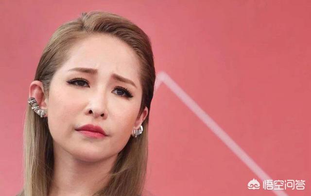 萧亚轩回应将复出:萧亚轩回应新恋情，想和小16岁男友结婚生子，太难了吗？