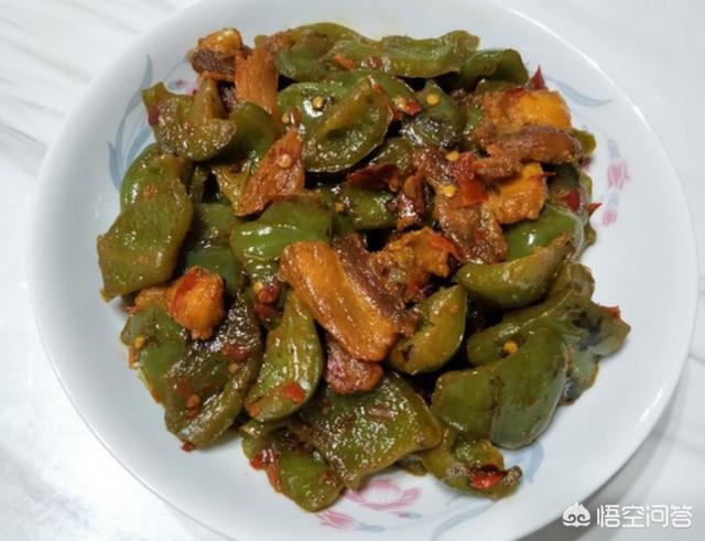 你做炒肉丝肉片都喜欢搭配什么炒？