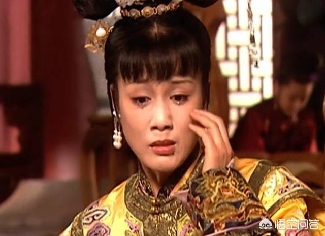 《康熙王朝》中容妃是康熙最喜欢的妃子，为什么会被康熙送入宗人府，后来又杀死所有看见她刷马桶的人？插图81