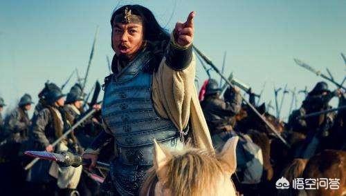 马超是怎么死的:马超杀得曹操割须弃袍，为何归降刘备后就不怎么出现了