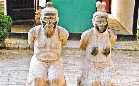 许飞端碗火锅上车:只用三个字，能讲一个很悲伤的故事吗
