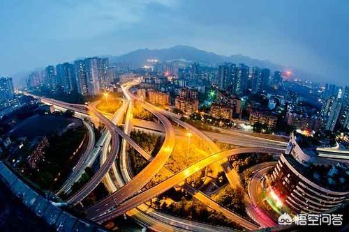 哪里能看一路向西(重庆未来的发展是往北还是往西发展？