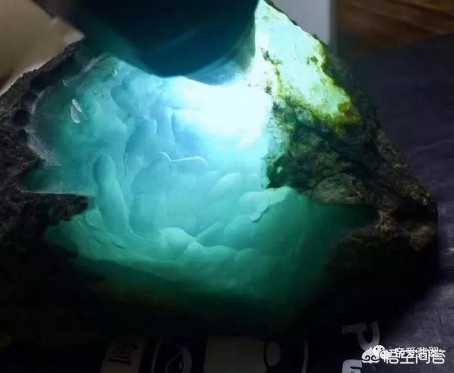 黄皮翡翠原石是什么场口,翡翠赌石场口有什么区别？