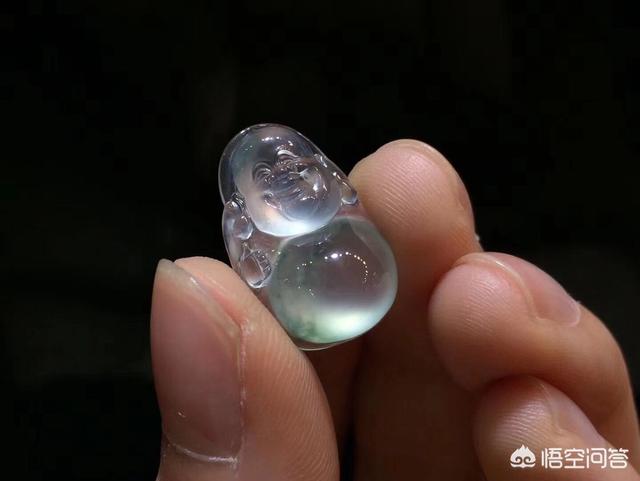 上千万的翡翠手镯图片,20000块钱能买到什么档次的翡翠手镯？