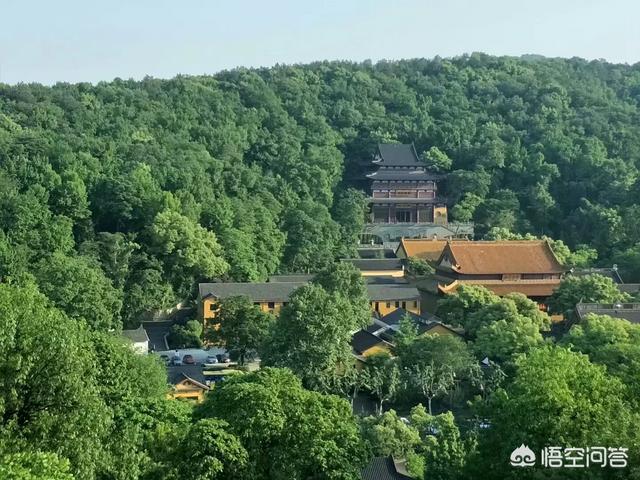 减肥期间可以吃主食吗？米饭、面条、馒头哪种热量更高？