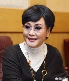 金铁霖李谷一:为什么李谷一还在当红，而朱逢博就销声匿迹？