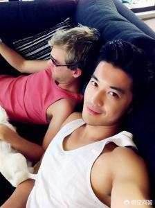 两个男人如何爱？爱从何来？