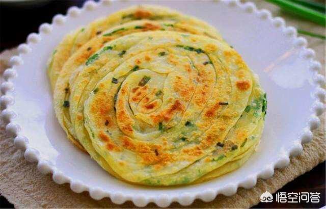 头条问答 - 哪位师傅能告诉我猪油饼的做法吗,万分感谢?(1个回答)