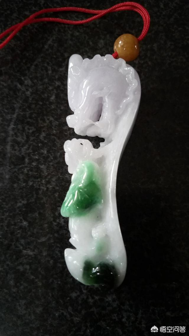 买玉一般在什么店买,请问你的翡翠（缅甸玉）是在哪里买的？