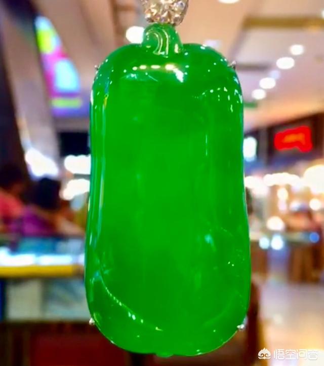 盘翡翠3年前后对比,翡翠长期不戴，水头变干了怎么办？