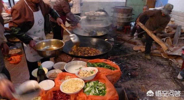 形容一日三餐简单生活的句子:农村老人说的＂粗茶淡饭＂，是指的什么？