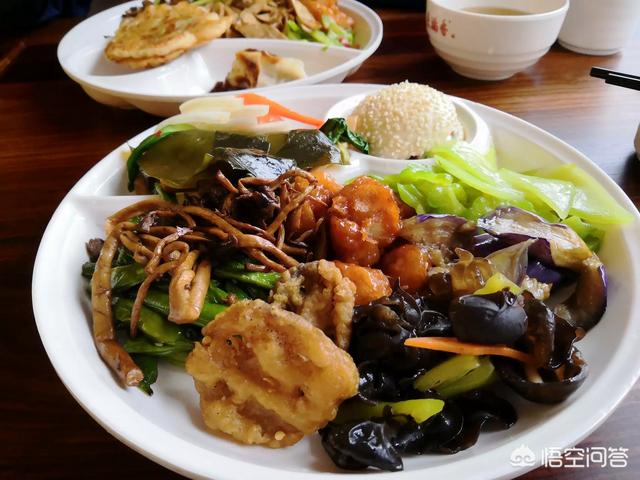 素食有益健康,我比较喜欢吃素食,想开一家素食馆,大家有什么好建议？
