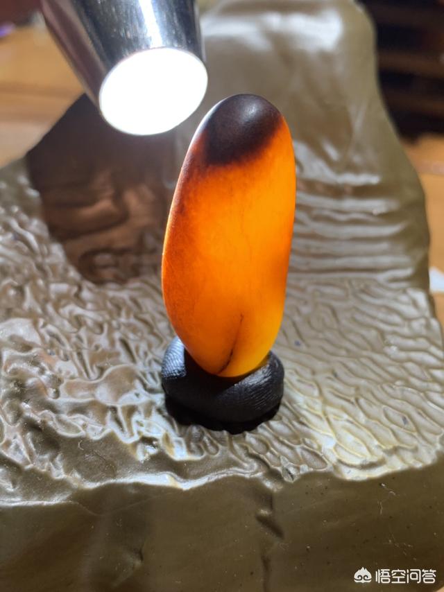 属牛的人佩戴和田玉好吗,高B格，和田玉为何如此受青睐？