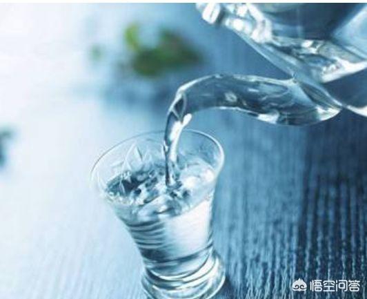 葡萄酒嘌呤高吗，通风能喝白酒吗？为什么？