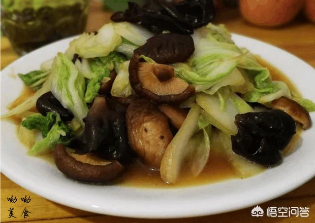 香菇青菜的正宗做法是什么，香菇木耳炒青菜怎么做好吃