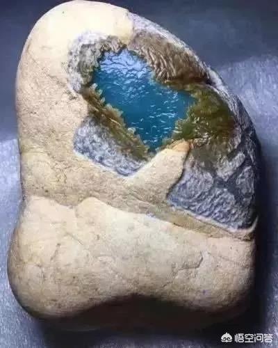 翡翠原石场口特点介绍,翡翠赌石莫湾基老场口料有什么特征的？