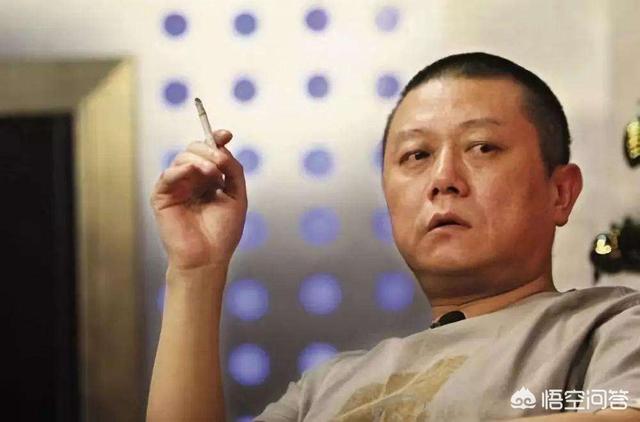 王朔照片:有谁知道作家王朔的近况吗？