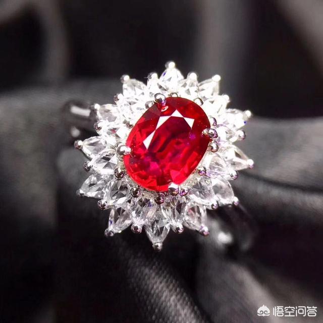 四爪:钻戒四爪镶嵌牢固吗?四爪镶嵌怎么样？