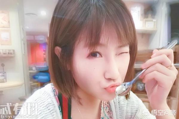 杨烁妻子王黎雯:你觉得芒果台最近热播的综艺《我最爱的女人们》怎么样