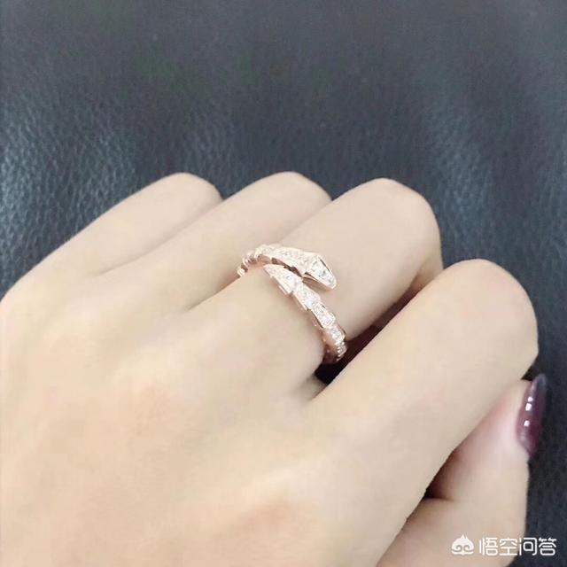 女人招财的微信名:为何感觉微胖的女孩很招人喜欢