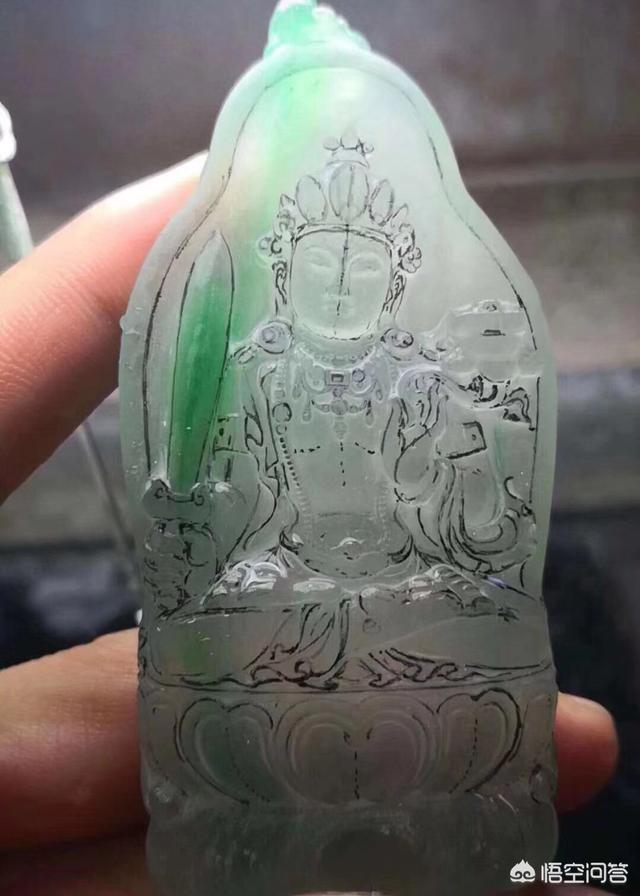 关于翡翠原石的话术,翡翠原石是怎样给人惊喜的？