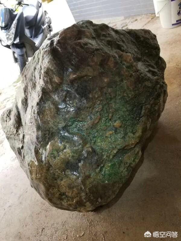 关于翡翠原石的话术,翡翠原石是怎样给人惊喜的？