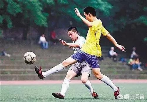 北德容南佩佩:我们如何学会像德容一样踢球？