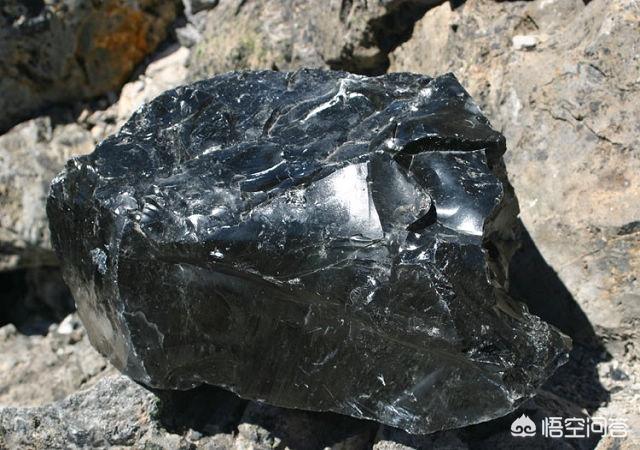 天宝石的功效是真的吗,天然黑曜石真的有网上说的功效吗？