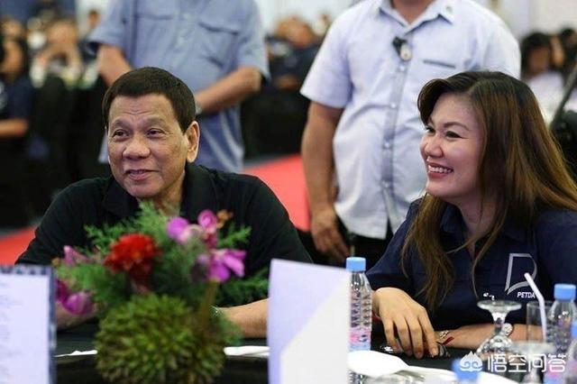 杜特尔特在菲律宾国内的人民声望怎么样？
