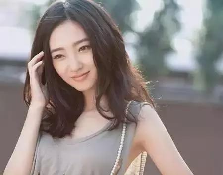 韩庚姚星彤晒结婚证:内蒙古走出去的十大美女明星,你最喜欢哪一个？
