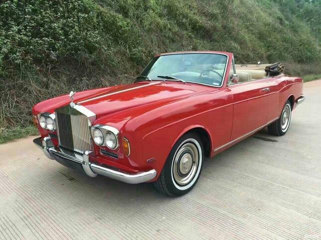 头条问答 - )古董名车:1968劳斯莱斯第一款敞篷跑车,算艺术品吗?