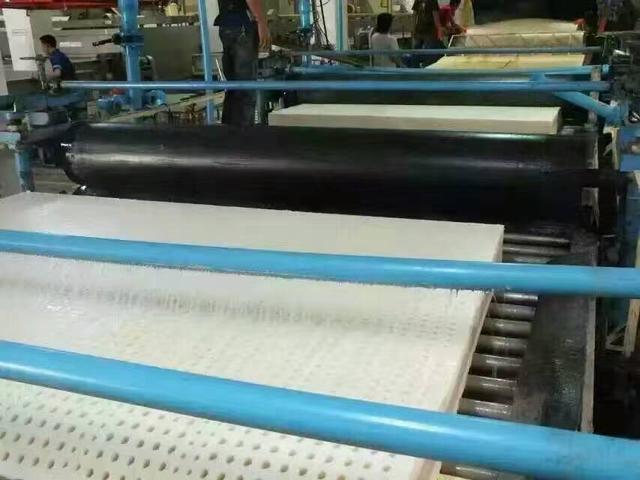 2017年想自己做个小生意,请教一下有经验的前辈做什么好？