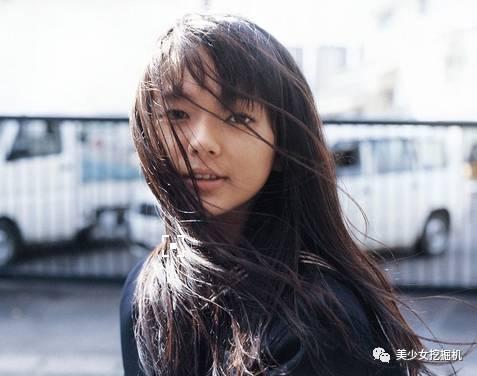 孙佳仁朱智勋:双眼皮一定比单眼皮美么？有哪些单眼皮却很美的明星？