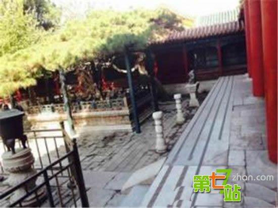 九九故宫灵异事件:北京故宫为什么晚上不开放？