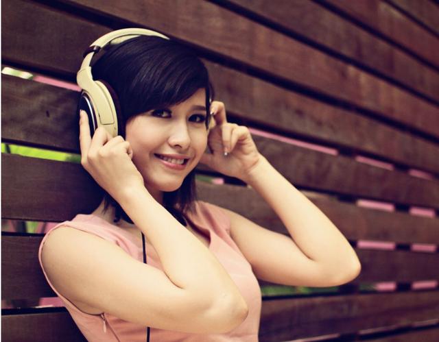 长期带耳机会有什么影响？