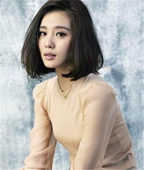 苹果脸适合什么发型和发色呢?-百科网