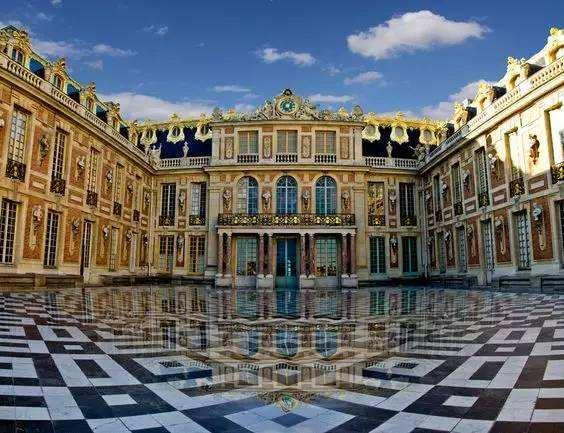 故宫最大的宫殿是什么宫殿，太和殿为什么是故宫里级别最高的宫殿