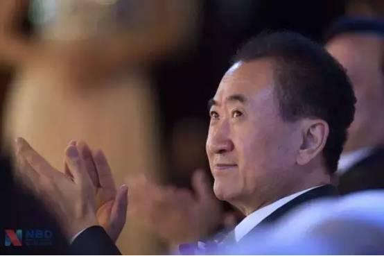 王思聪的母亲当年是怎样看上还没有成功的王健林的？