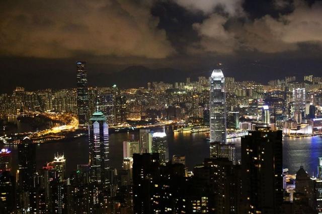 大陆人在香港工作与生活都有什么感受？