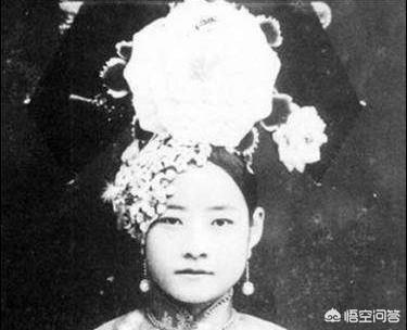 清朝一女子效仿花木兰结果怀孕，清朝非皇后亲生的初封为固伦公主的有哪些