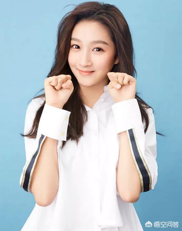 你觉得关晓彤和赵今麦谁的演技好？